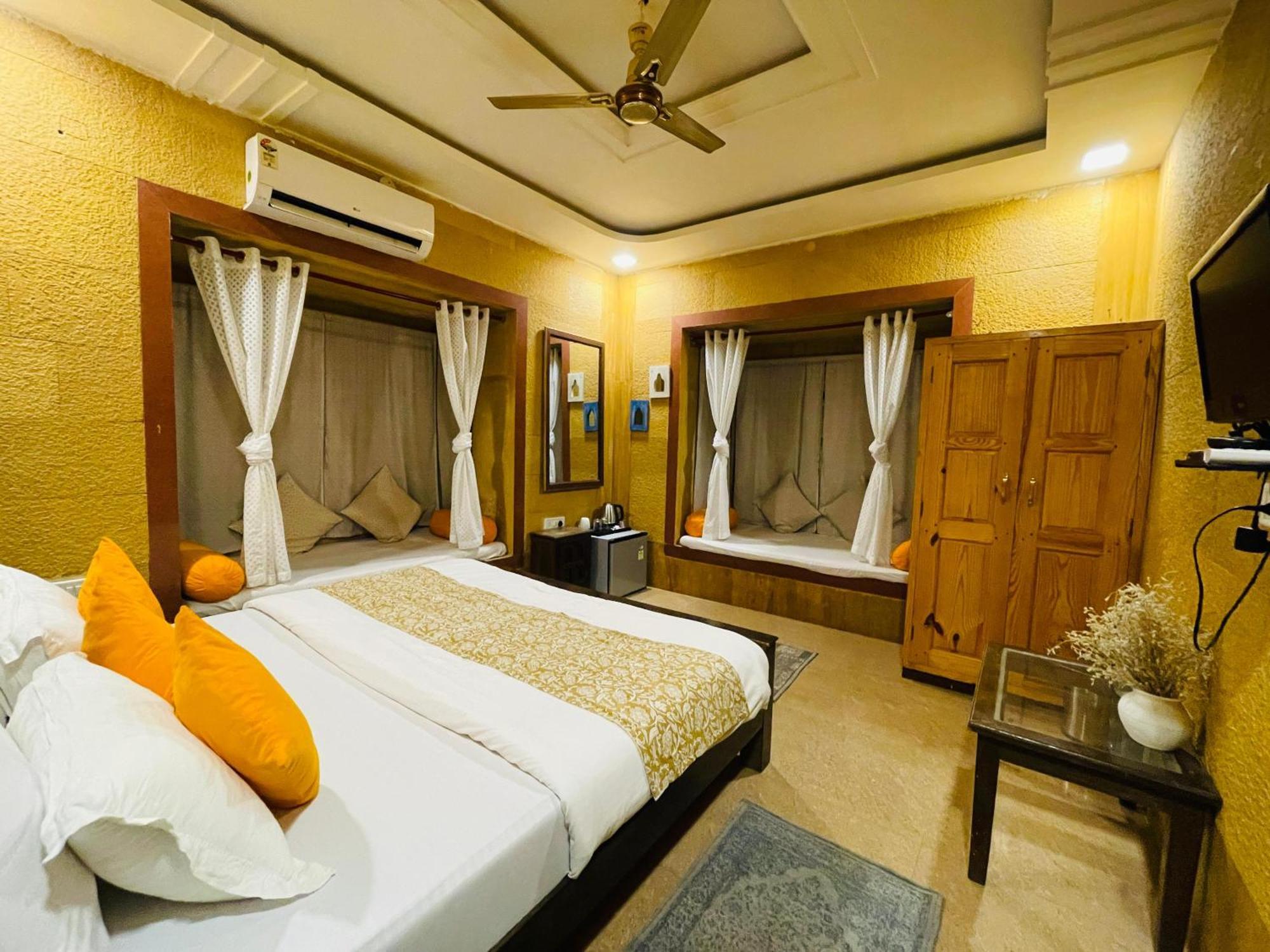 ג'איסלמר Hotel Meerana מראה חיצוני תמונה
